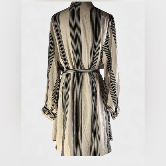 H&M Black and Cream Striped Long Sleeve Dress -Size L - Picture 2 of 8